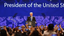 US President praises Vietnamese people in his remarks at APEC CEO Summit