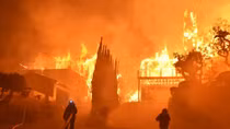 California wildfire spreads quickly; residents evacuate