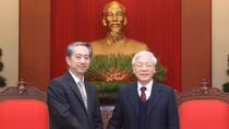 Vietnamese Party, State leader welcomes Chinese ambassador