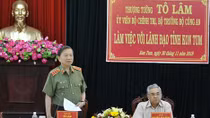 Minister To Lam works with Kon Tum Provincial Police