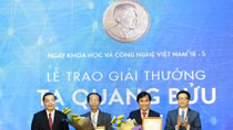 “Ta Quang Buu Award” granted to two outstanding scientists
