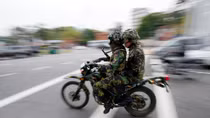 Fifteen dead in Sri Lanka after overnight gun battle with suspected Islamist militants