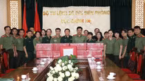 MPS Office presents 1,000 national flags to fishermen 