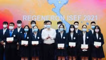 Vietnamese students win prizes at REGENERON ISEF 2021