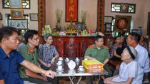 PSA delegation visits Vietnamese Heroic Mothers