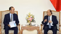 PM: Vietnam pools all resources to fight COVID-19
