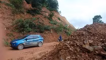 Roads in Cao Bang damaged by heavy rains, floods
