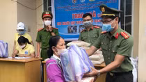 Da Nang supports 90,000 people facing difficulties due to COVID-19