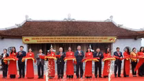 General, Minister To Lam visits historical cultural relics in Hung Yen