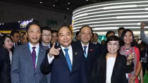 PM attends opening of China International Import Expo