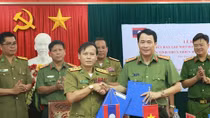 Thua Thien – Hue Police promotes ties with Lao counterpart