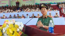 Deputy Minister Nguyen Van Son visits People’s Police Higher School 5