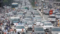 Hanoi offers US$200,000 prize to solve worsening traffic jams