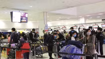 350 Vietnamese citizens fly home from Australia