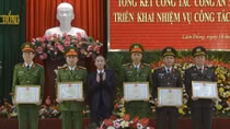 Lam Dong provincial police praised for outstanding achievements 