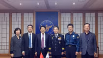 Deputy Minister Luong Tam Quang meets senior police and security officials of RoK