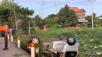 Six Vietnamese killed in traffic accident in Cambodia