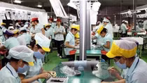 More than 91,600 Vietnamese go abroad for work in eight months