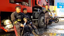 Fearless fire fighters save hundreds from fire incident in HCMC