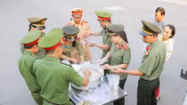 Police officers offer free porridge for patients