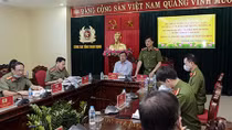 Deputy Minister Nguyen Duy Ngoc works with Nam Dinh provincial police