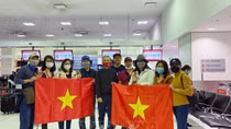 Vietnamese citizens return home from Australia, New Zealand