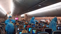 More than 300 Vietnamese citizens brought home safely
