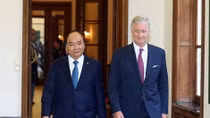 PM Nguyen Xuan Phuc meets with Belgian King Philippe