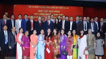 Vietnamese PM active in Laos