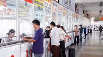 Transport firms add routes before Tet