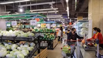 Retail sales, service revenues post 37.4 billion USD in two months