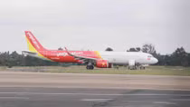 Vietjet flight encounters landing problem at Buon Ma Thuot airport