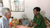 People’s Police College 2 pays gratitude to Vietnamese Heroic Mothers