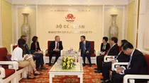 Minister To Lam urges more cooperation with Google 