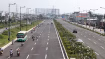 HCM City to pilot bus-only lanes