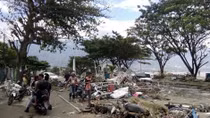 Indonesia earthquake and tsunami death toll surpasses 830