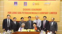Thai group pours more money into Vietnam oil refinery