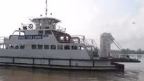HCM City calls for investment in waterway, seaport projects