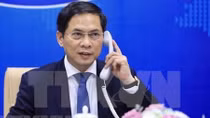 France pledges to help fast-track COVID-19 vaccine supplies to Vietnam via COVAX