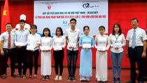 Thua Thien-Hue: 32 scholarships presented to disadvantaged students