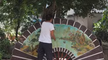 Traditional fans blow prosperity to Chang Son Village 