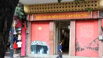 Visiting historical house of 48 Hang Ngang Street