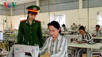 Helping prisoners re-integrate into community