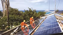 Generating electricity with solar panels