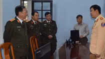 MPS delegation works with Thua Thien - Hue Police