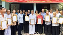 Houses of charity handed over to the needy in HCM City