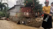 PM requests efforts to deal with floods in northern mountainous region