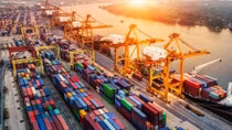 Services sector expected to expand by 7-8 percent this decade