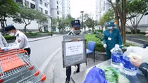 Hanoi-based apartment block, Dong Trieu town in Quang Ninh put into lockdown