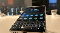 BlackBerry KeyOne hands-on review: Retro appeal, but not much else